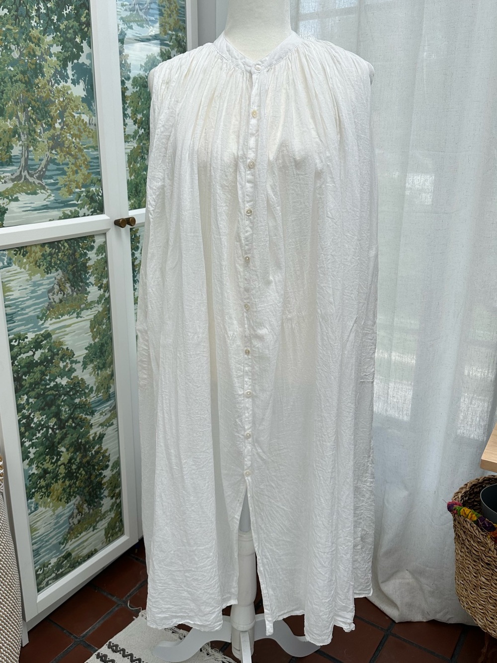 Véritécouer White Flowy Button Down Cotton Dress One Size
